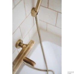 Badkraan Opbouw Salenzi Giro Gegalvaniseerd Geborsteld Messing Goud 11 Badkraan Opbouw Salenzi Giro Gegalvaniseerd Geborsteld Messing Goud -Hansgrohe Badkamerinterieur Winkel 11aj15gbme0 badkraan opbouw salenzi giro gegalvaniseerd geborsteld messing goud 1