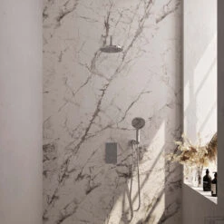 Inbouw Regendouche Set Brauer Chrome Edition Gebogen Wanduitloop Ronde Hoofddouche 20 Cm Met Handdouche 3 Standen