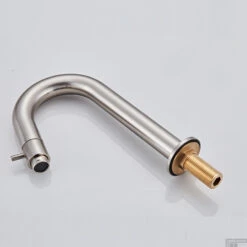 Fonteinkraan Gebogen Boss & Wessing Exclusive RVS -Hansgrohe Badkamerinterieur Winkel fonteinkraan gebogen boss wessing exclusive rvs shop