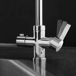 Kokendwaterkraan Selsiuz Haaks Chroom Inclusief Single Boiler -Hansgrohe Badkamerinterieur Winkel kokendwaterkraan selsiuz haaks chroom inclusief boiler datail