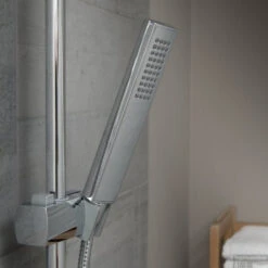 Regendouche Opbouwset Schütte Tokyo Stortdouche Chroom -Hansgrohe Badkamerinterieur Winkel regendouche opbouwset schutte tokyo 60090 detail3