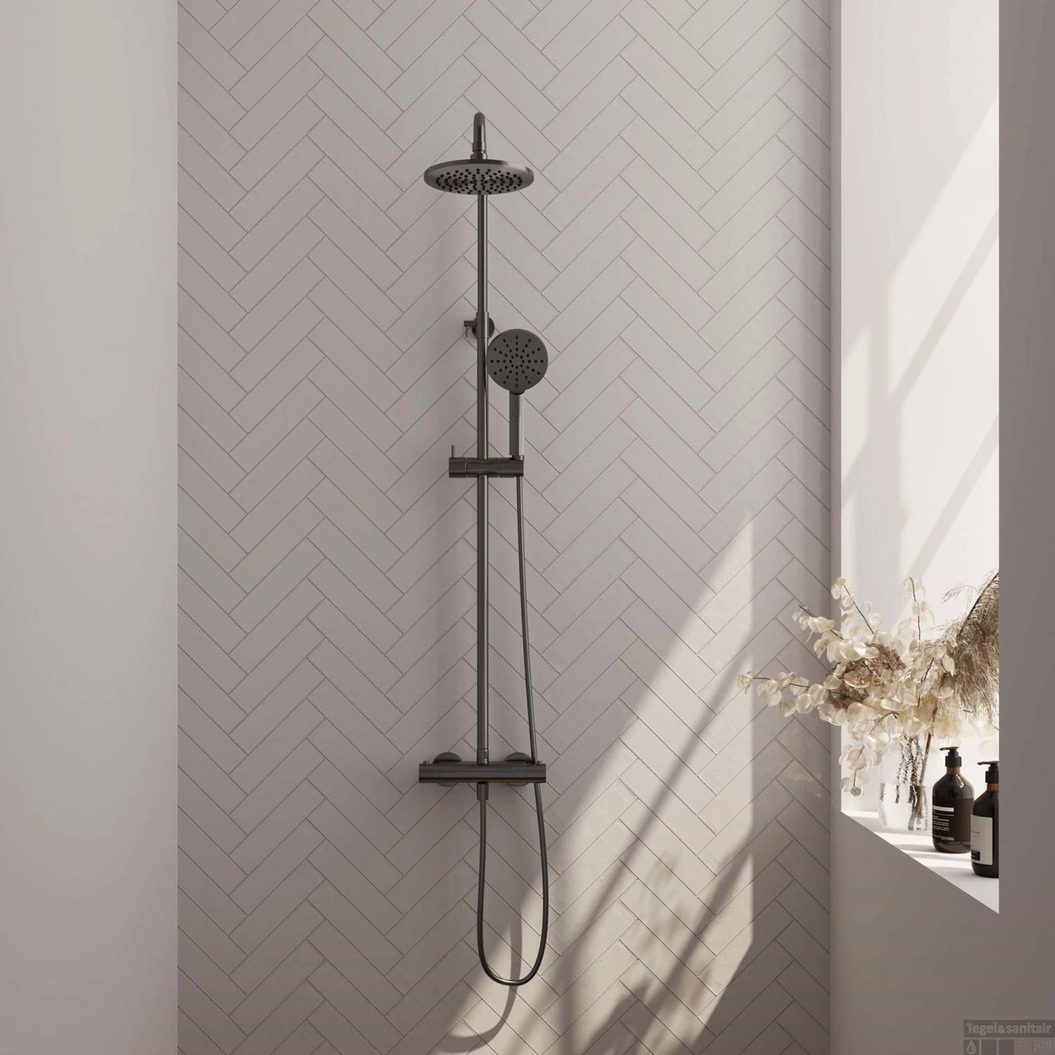 Regendoucheset Opbouw Brauer Gunmetal Edition 20 Cm Thermostatisch Met Handdouche 3-Standen Geborsteld Gunmetal