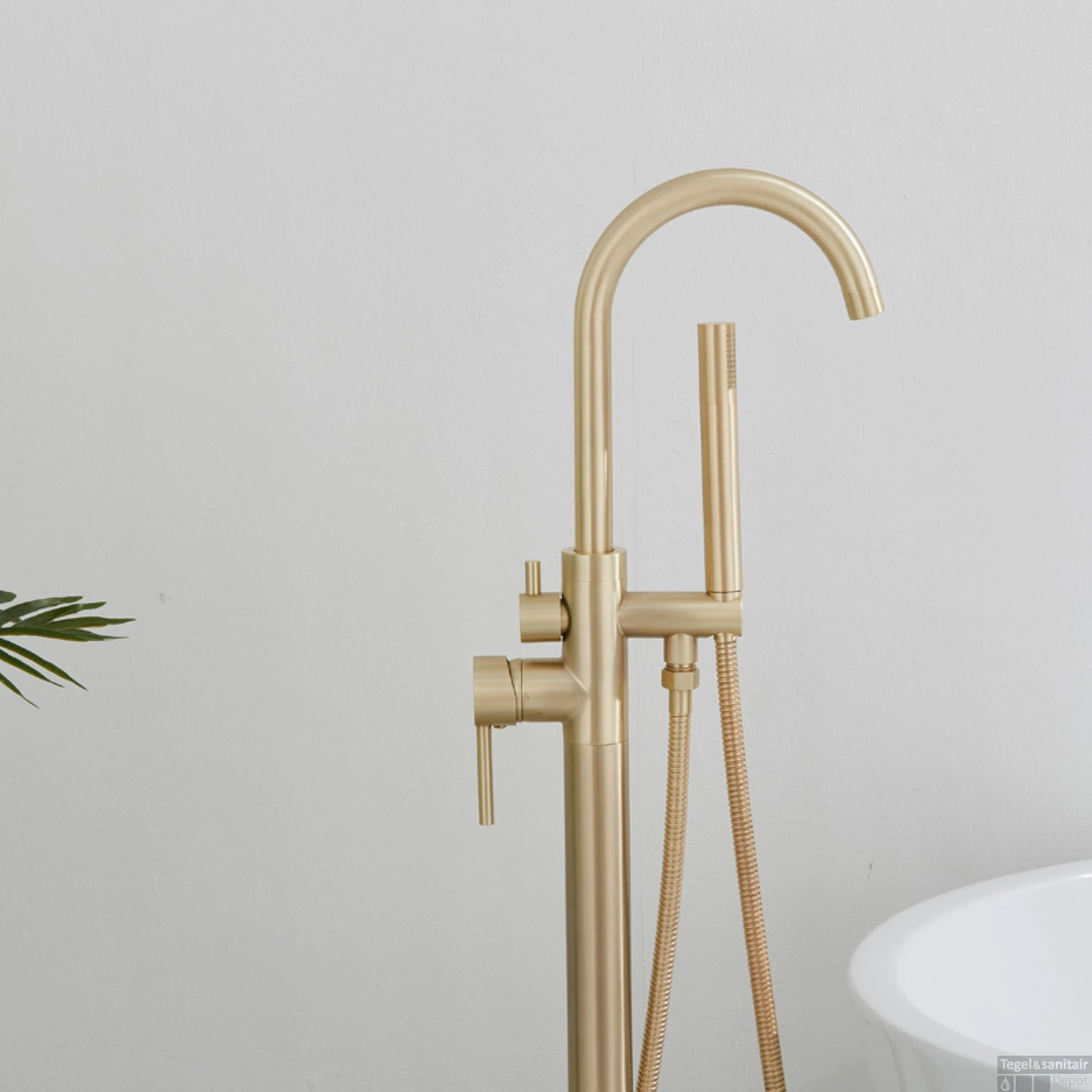 Vrijstaande Badkraan Boss & Wessing Gold Geborsteld Messing Mat Goud 6 Vrijstaande Badkraan Boss & Wessing Gold Geborsteld Messing Mat Goud - Afbeelding 4