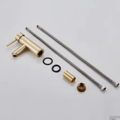 Wastafelkraan Boss & Wessing Gold Geborsteld Messing Mat Goud -Hansgrohe Badkamerinterieur Winkel wastafelkraan boss wessing gold geborsteld messing mat goud detail